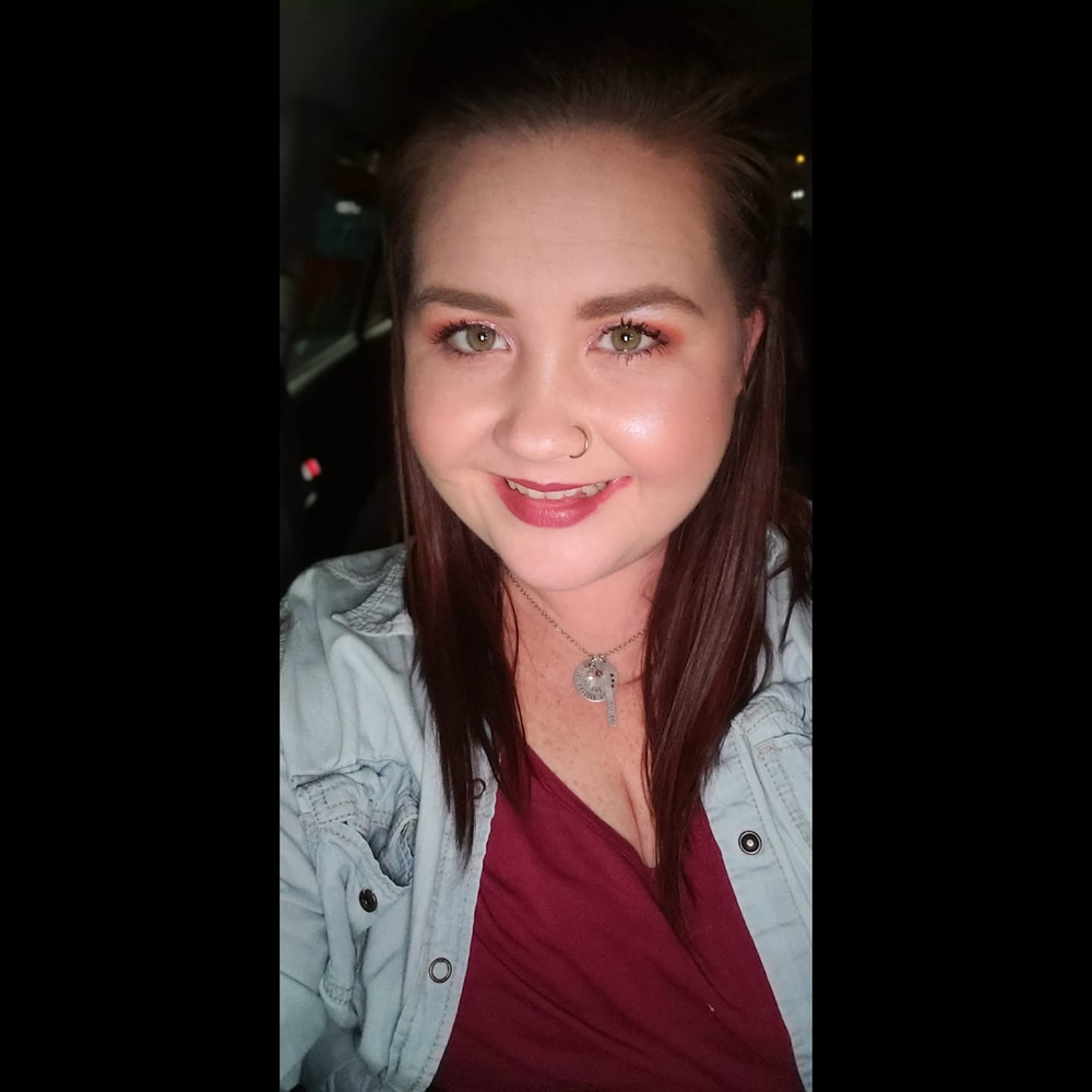 Meet your Posher, Whitney